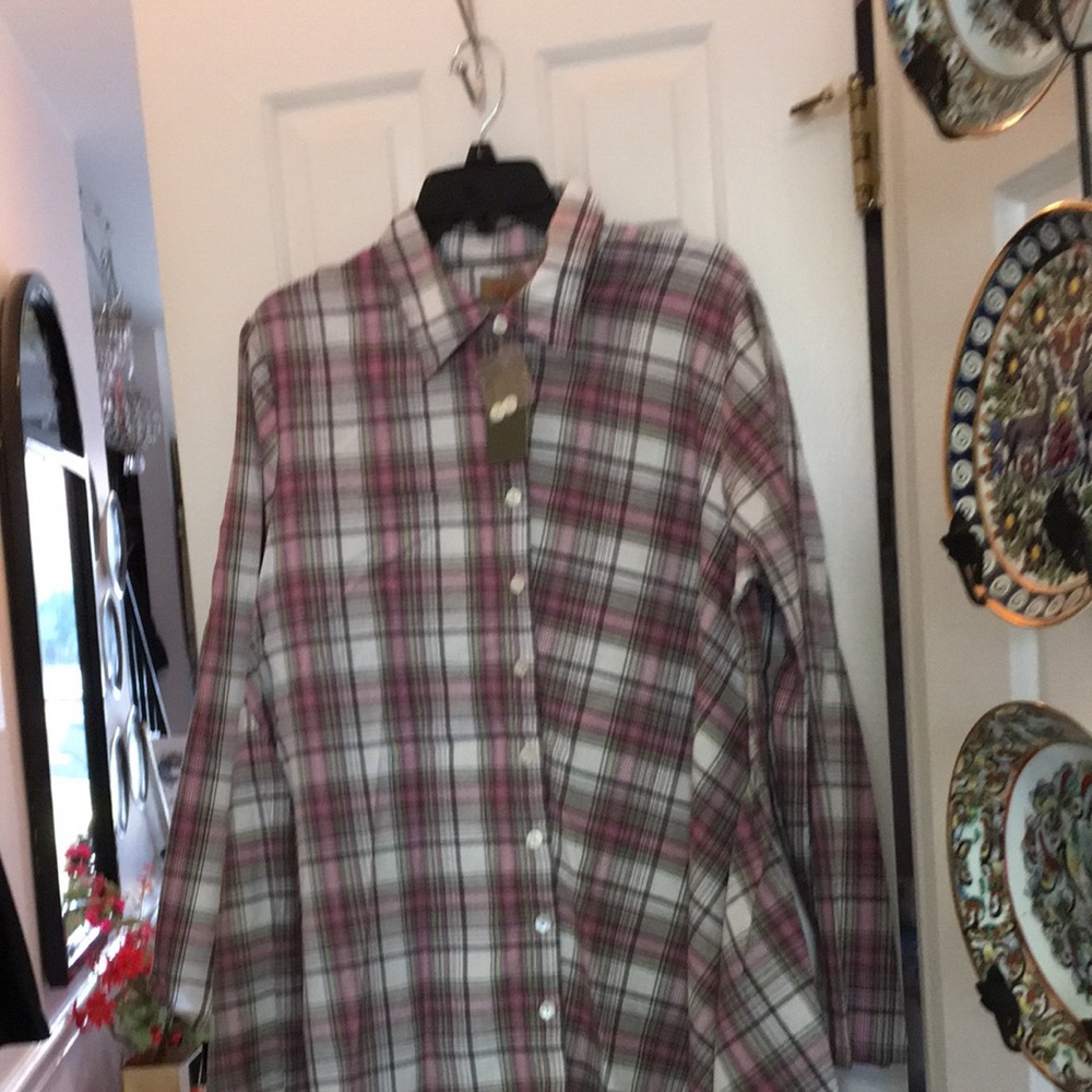 NWT Tulip size large pink and gray plaid top.